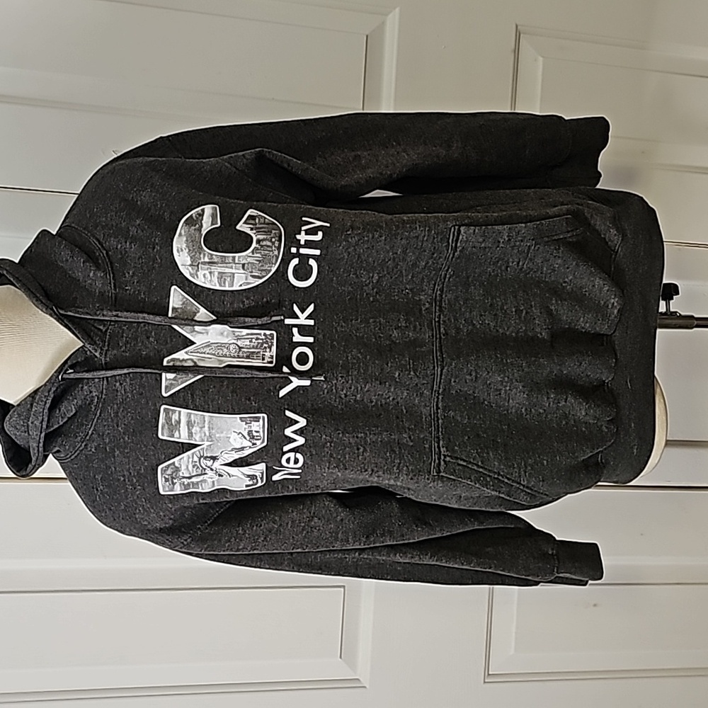 NYC gray hoodie size medium. Made in the USA by knight. Good used condition.